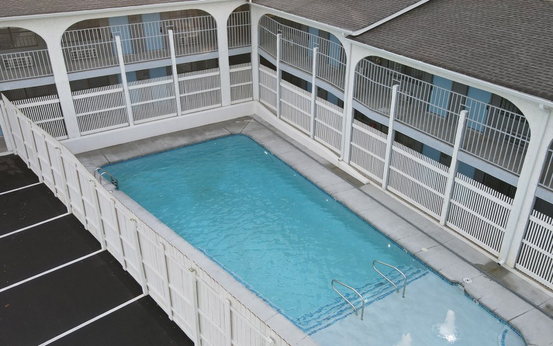 Resort-style swimming pool